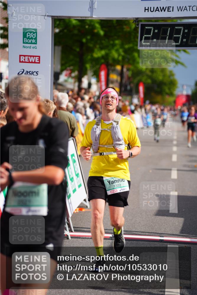 20.09.2026 - PSD Bank Halbmarathon LAZAROV Photography http://msf.ph/oto/10533010 20.09.2026 12:13:17 Ziel 1125, 1322, 1341, 2521, 3970, 3971, 4668 meine-sportfotos.de