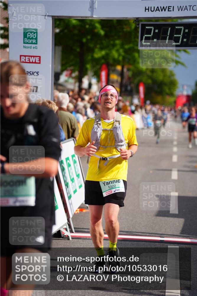 20.09.2026 - PSD Bank Halbmarathon LAZAROV Photography http://msf.ph/oto/10533016 20.09.2026 12:13:17 Ziel 1125, 1322, 1341, 2521, 3970, 3971, 4668 meine-sportfotos.de