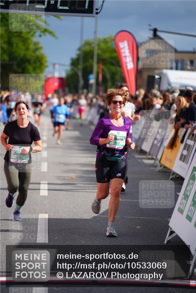 20.09.2026 - PSD Bank Halbmarathon LAZAROV Photography http://msf.ph/oto/10533069 20.09.2026 12:13:23 Ziel 1190, 1213, 1322, 2521, 3503 meine-sportfotos.de