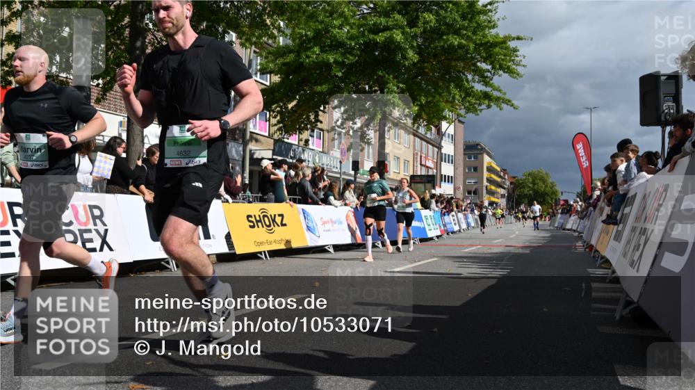 20.09.2026 - PSD Bank Halbmarathon J. Mangold http://msf.ph/oto/10533071 20.09.2026 12:20:15 Ziel 2351, 2741, 3097, 4228, 4237, 4270, 4632 meine-sportfotos.de