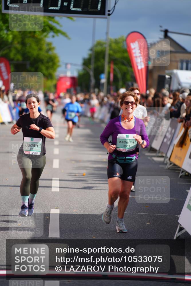 20.09.2026 - PSD Bank Halbmarathon LAZAROV Photography http://msf.ph/oto/10533075 20.09.2026 12:13:23 Ziel 1190, 1213, 1322, 2521, 3503 meine-sportfotos.de