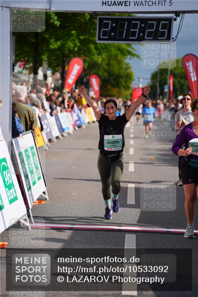 20.09.2026 - PSD Bank Halbmarathon LAZAROV Photography http://msf.ph/oto/10533092 20.09.2026 12:13:24 Ziel 1190, 1213, 1322, 3503, 4797 meine-sportfotos.de
