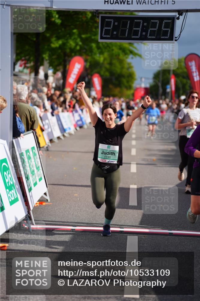 20.09.2026 - PSD Bank Halbmarathon LAZAROV Photography http://msf.ph/oto/10533109 20.09.2026 12:13:24 Ziel 1190, 1213, 1322, 3503, 4797 meine-sportfotos.de