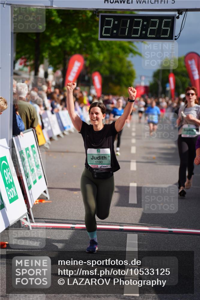 20.09.2026 - PSD Bank Halbmarathon LAZAROV Photography http://msf.ph/oto/10533125 20.09.2026 12:13:25 Ziel 1190, 1213, 3503, 4797 meine-sportfotos.de