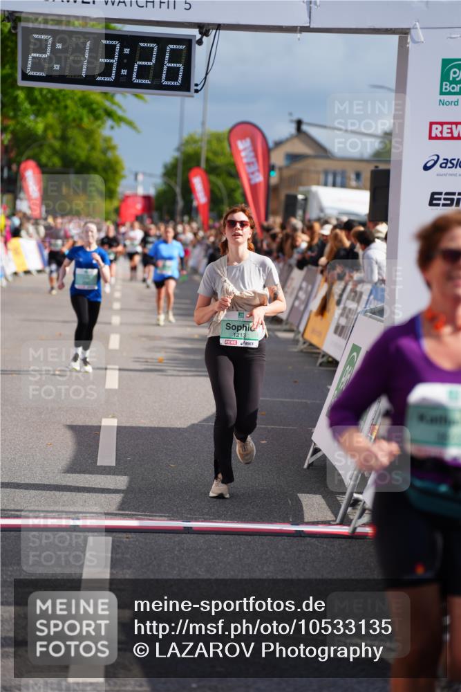 20.09.2026 - PSD Bank Halbmarathon LAZAROV Photography http://msf.ph/oto/10533135 20.09.2026 12:13:26 Ziel 1190, 1213, 3503, 4797 meine-sportfotos.de