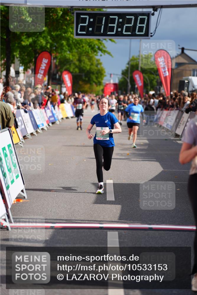 20.09.2026 - PSD Bank Halbmarathon LAZAROV Photography http://msf.ph/oto/10533153 20.09.2026 12:13:27 Ziel 1190, 1213, 3503, 4797 meine-sportfotos.de