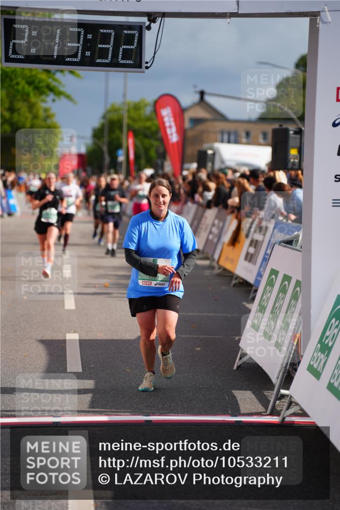 20.09.2026 - PSD Bank Halbmarathon LAZAROV Photography http://msf.ph/oto/10533211 20.09.2026 12:13:32 Ziel 1077, 1190, 1213, 1722, 3503, 4797 meine-sportfotos.de
