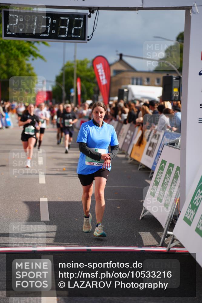 20.09.2026 - PSD Bank Halbmarathon LAZAROV Photography http://msf.ph/oto/10533216 20.09.2026 12:13:32 Ziel 1077, 1190, 1213, 1722, 3503, 4797 meine-sportfotos.de