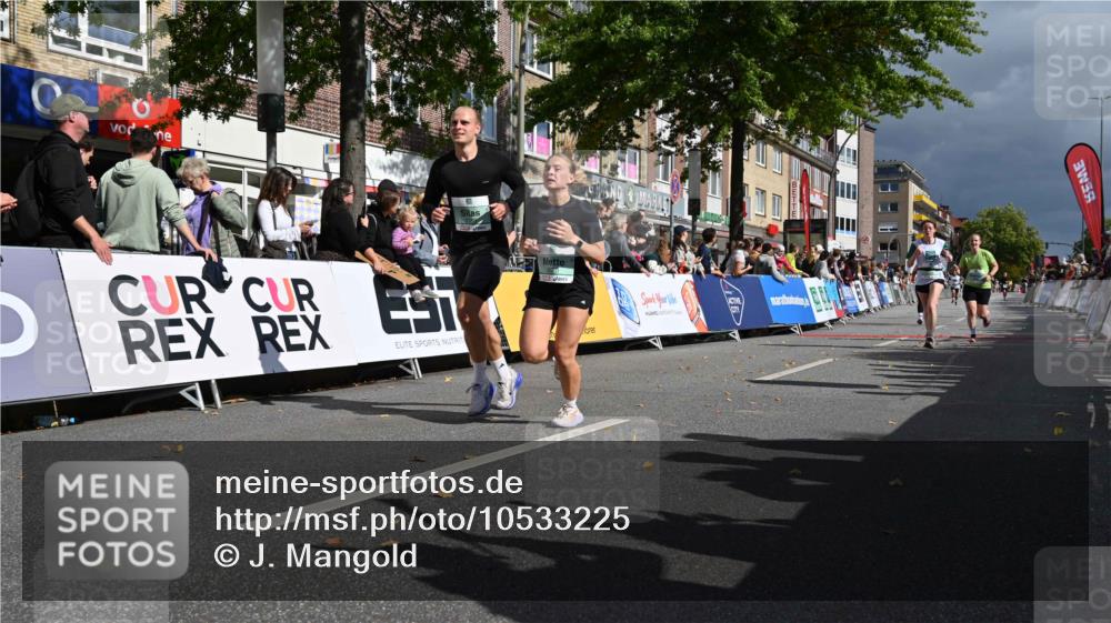 20.09.2026 - PSD Bank Halbmarathon J. Mangold http://msf.ph/oto/10533225 20.09.2026 12:20:34 Ziel 1127, 1331, 2305, 2389, 3102, 3620, 3740, 4292 meine-sportfotos.de