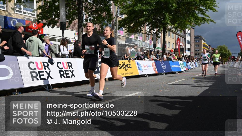 20.09.2026 - PSD Bank Halbmarathon J. Mangold http://msf.ph/oto/10533228 20.09.2026 12:20:34 Ziel 1127, 1331, 2305, 2389, 3102, 3620, 3740, 4292 meine-sportfotos.de