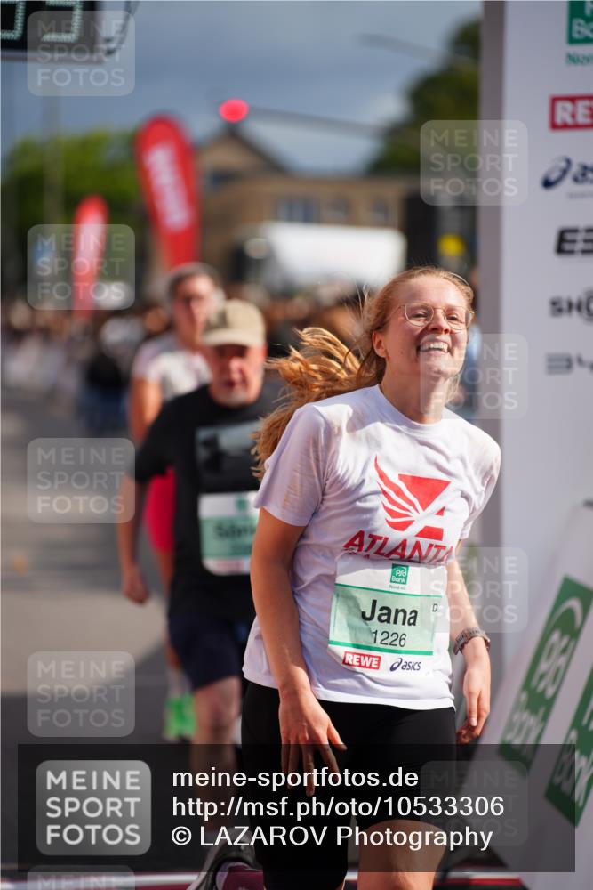 20.09.2026 - PSD Bank Halbmarathon LAZAROV Photography http://msf.ph/oto/10533306 20.09.2026 12:13:38 Ziel 1077, 1226, 1722, 1964, 3398, 3739, 4590 meine-sportfotos.de