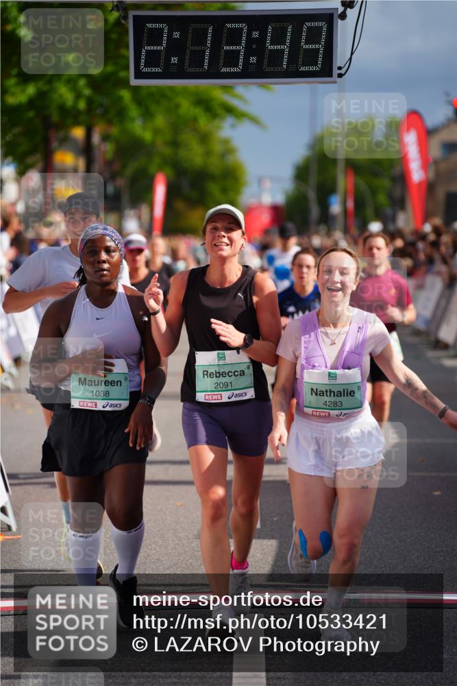 20.09.2026 - PSD Bank Halbmarathon LAZAROV Photography http://msf.ph/oto/10533421 20.09.2026 12:13:48 Ziel 1038, 1380, 1387, 1490, 2091, 2162, 2604, 3739, 3792, 4283, 4444 meine-sportfotos.de