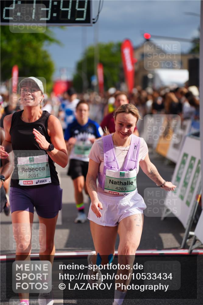 20.09.2026 - PSD Bank Halbmarathon LAZAROV Photography http://msf.ph/oto/10533434 20.09.2026 12:13:49 Ziel 1038, 1380, 1387, 1490, 2091, 2162, 2604, 3792, 4283, 4444 meine-sportfotos.de