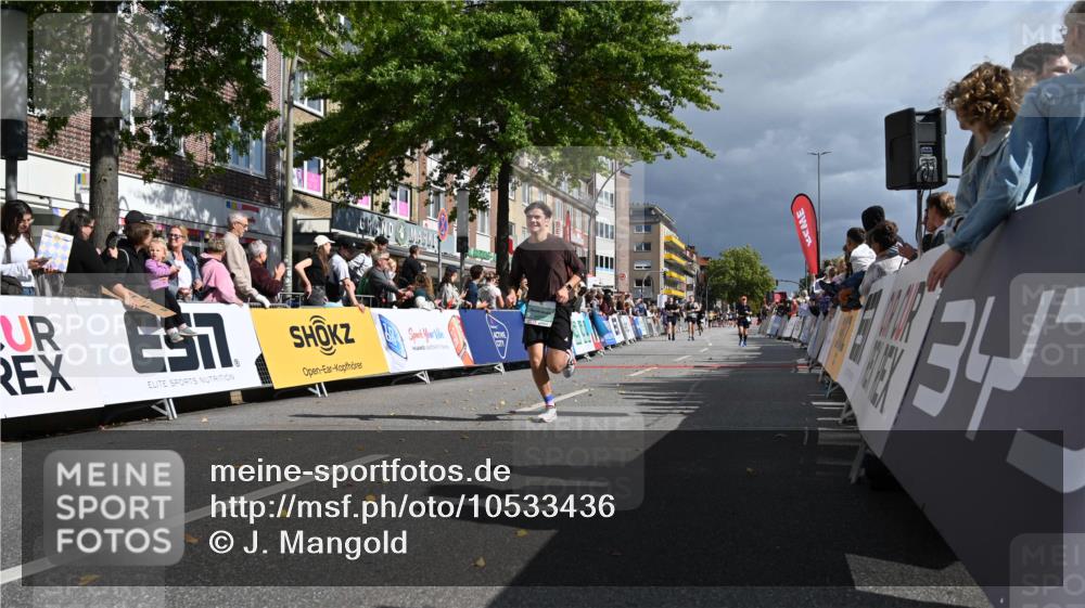 20.09.2026 - PSD Bank Halbmarathon J. Mangold http://msf.ph/oto/10533436 20.09.2026 12:20:51 Ziel 1143, 4423 meine-sportfotos.de