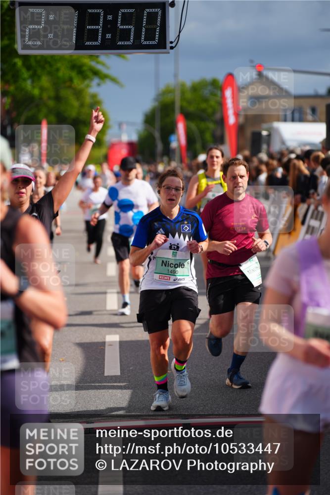 20.09.2026 - PSD Bank Halbmarathon LAZAROV Photography http://msf.ph/oto/10533447 20.09.2026 12:13:50 Ziel 1038, 1380, 1387, 1490, 2091, 2162, 2604, 2856, 3030, 3792, 4283, 4444 meine-sportfotos.de