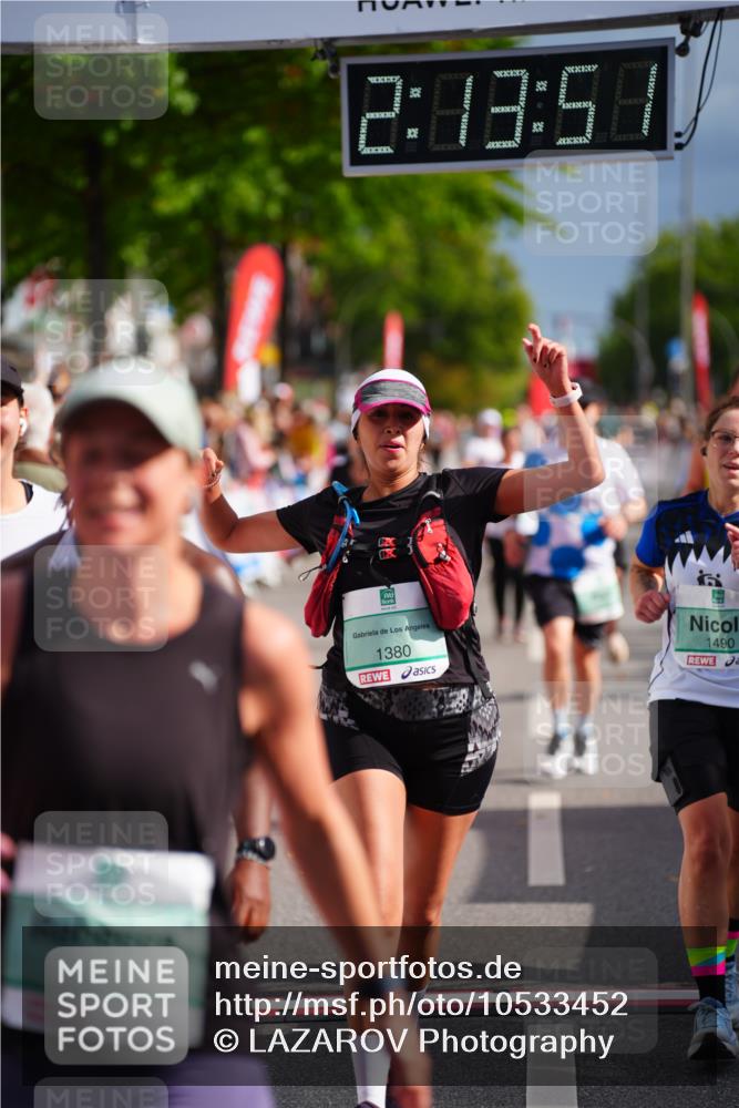 20.09.2026 - PSD Bank Halbmarathon LAZAROV Photography http://msf.ph/oto/10533452 20.09.2026 12:13:50 Ziel 1038, 1380, 1387, 1490, 2091, 2162, 2604, 2856, 3030, 3792, 4283, 4444 meine-sportfotos.de