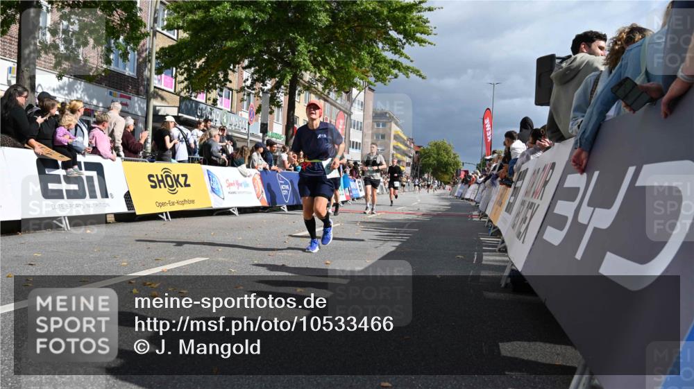 20.09.2026 - PSD Bank Halbmarathon J. Mangold http://msf.ph/oto/10533466 20.09.2026 12:21:00 Ziel 1004, 1143, 1281, 2906, 2907 meine-sportfotos.de