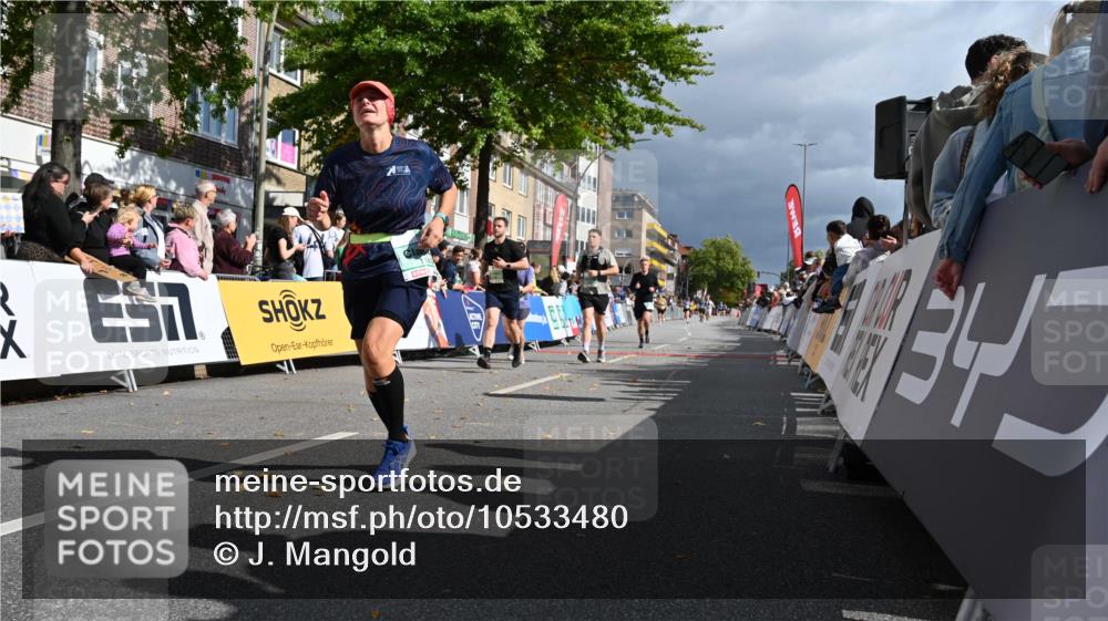 20.09.2026 - PSD Bank Halbmarathon J. Mangold http://msf.ph/oto/10533480 20.09.2026 12:21:01 Ziel 1004, 1143, 1281, 2906, 2907 meine-sportfotos.de