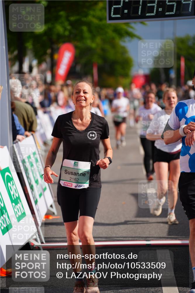 20.09.2026 - PSD Bank Halbmarathon LAZAROV Photography http://msf.ph/oto/10533509 20.09.2026 12:13:53 Ziel 1038, 1339, 1380, 1387, 1463, 1490, 2091, 2162, 2604, 2856, 3030, 3792, 4283, 4444 meine-sportfotos.de