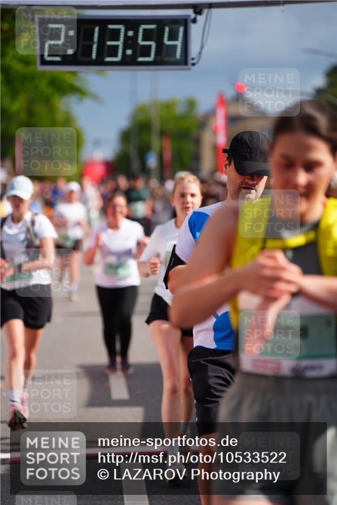 20.09.2026 - PSD Bank Halbmarathon LAZAROV Photography http://msf.ph/oto/10533522 20.09.2026 12:13:54 Ziel 1038, 1339, 1380, 1387, 1463, 1490, 1524, 2091, 2162, 2604, 2856, 3030, 3792, 4283, 4444 meine-sportfotos.de