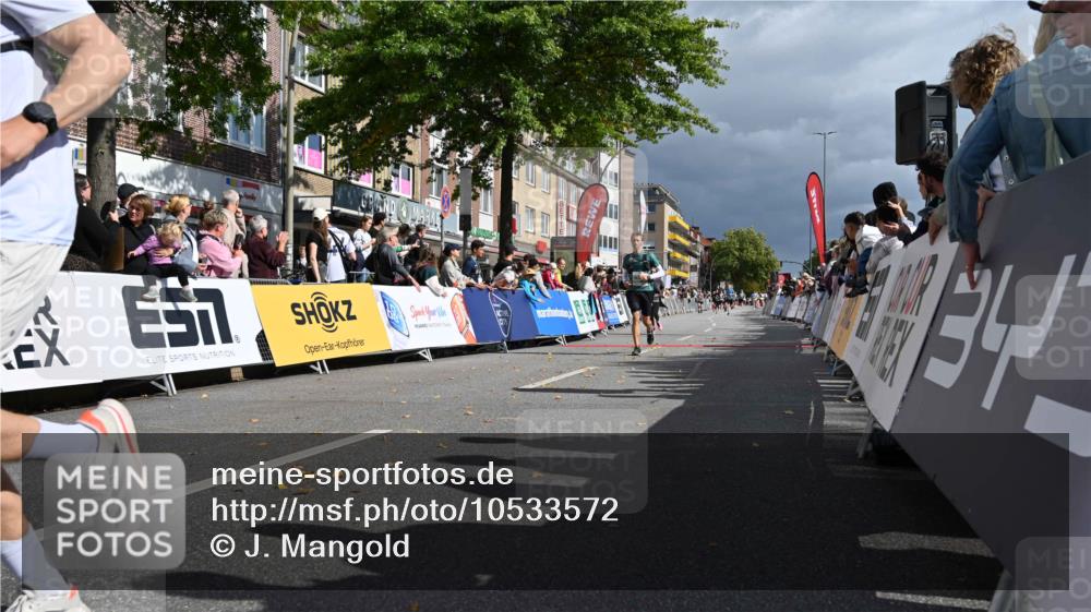 20.09.2026 - PSD Bank Halbmarathon J. Mangold http://msf.ph/oto/10533572 20.09.2026 12:21:16 Ziel 1203, 1443, 1793, 3197, 3672 meine-sportfotos.de