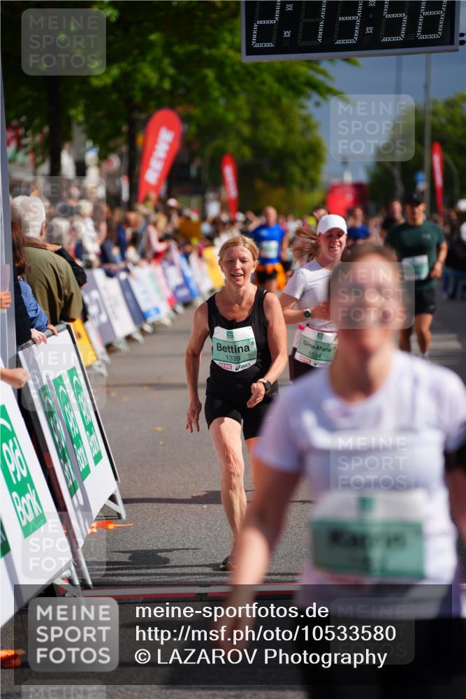 20.09.2026 - PSD Bank Halbmarathon LAZAROV Photography http://msf.ph/oto/10533580 20.09.2026 12:13:57 Ziel 1109, 1339, 1380, 1463, 1490, 1524, 2162, 2604, 2856, 3030, 3792, 4444 meine-sportfotos.de