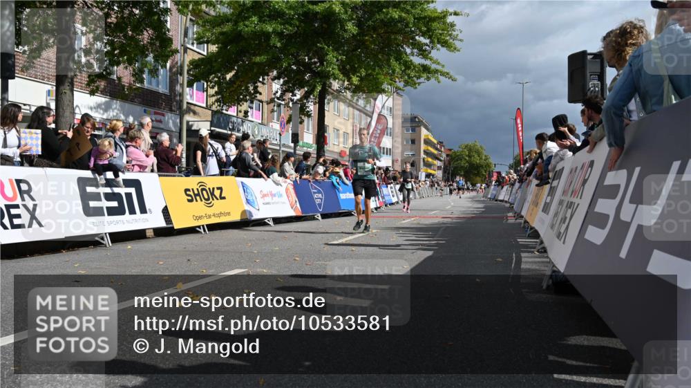 20.09.2026 - PSD Bank Halbmarathon J. Mangold http://msf.ph/oto/10533581 20.09.2026 12:21:17 Ziel 1203, 1443, 1793, 3197, 3672 meine-sportfotos.de