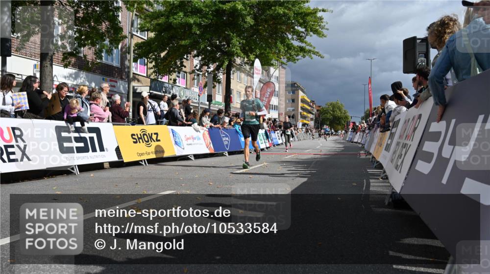 20.09.2026 - PSD Bank Halbmarathon J. Mangold http://msf.ph/oto/10533584 20.09.2026 12:21:17 Ziel 1203, 1443, 1793, 3197, 3672 meine-sportfotos.de
