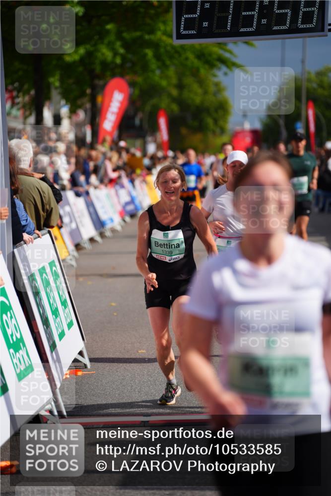 20.09.2026 - PSD Bank Halbmarathon LAZAROV Photography http://msf.ph/oto/10533585 20.09.2026 12:13:57 Ziel 1109, 1339, 1380, 1463, 1490, 1524, 2162, 2604, 2856, 3030, 3792, 4444 meine-sportfotos.de