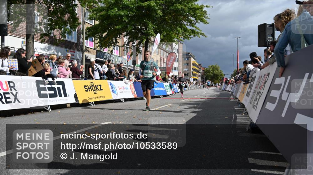 20.09.2026 - PSD Bank Halbmarathon J. Mangold http://msf.ph/oto/10533589 20.09.2026 12:21:18 Ziel 1203, 1443, 1793, 3197, 3672 meine-sportfotos.de