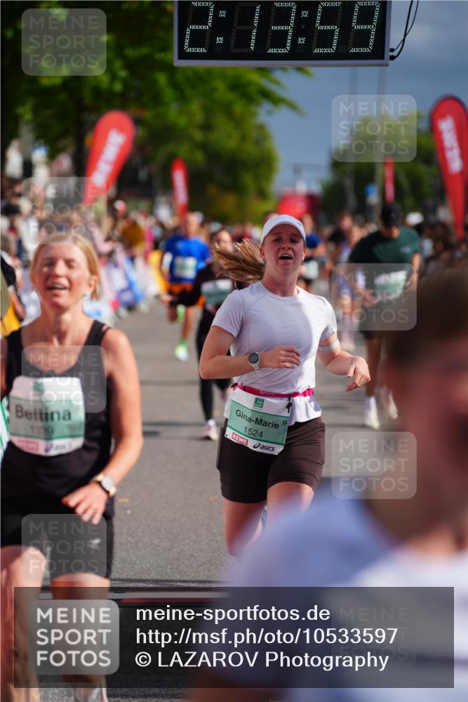 20.09.2026 - PSD Bank Halbmarathon LAZAROV Photography http://msf.ph/oto/10533597 20.09.2026 12:13:59 Ziel 1049, 1109, 1339, 1397, 1463, 1524, 2162, 2604, 2856, 3030, 3792 meine-sportfotos.de