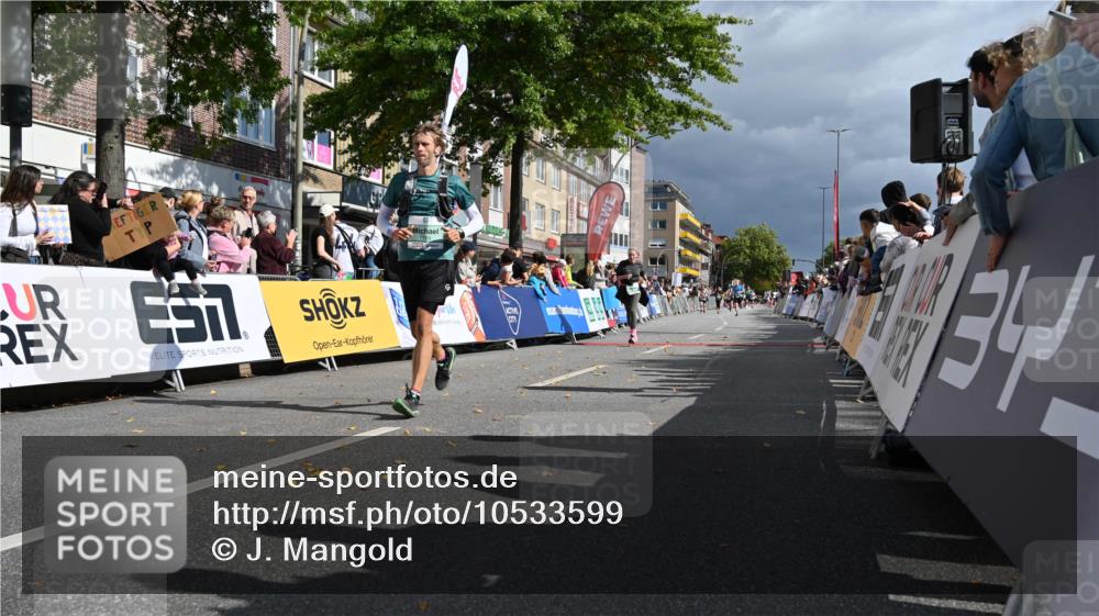 20.09.2026 - PSD Bank Halbmarathon J. Mangold http://msf.ph/oto/10533599 20.09.2026 12:21:18 Ziel 1203, 1443, 1793, 3197, 3672 meine-sportfotos.de