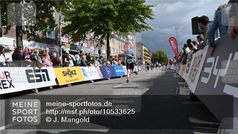 20.09.2026 - PSD Bank Halbmarathon J. Mangold http://msf.ph/oto/10533625 20.09.2026 12:21:27 Ziel 1097, 1203, 4205 meine-sportfotos.de