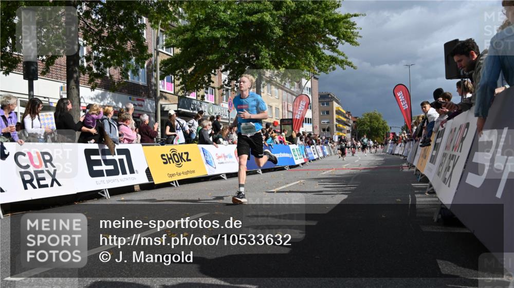 20.09.2026 - PSD Bank Halbmarathon J. Mangold http://msf.ph/oto/10533632 20.09.2026 12:21:28 Ziel 1097, 1714, 4205 meine-sportfotos.de