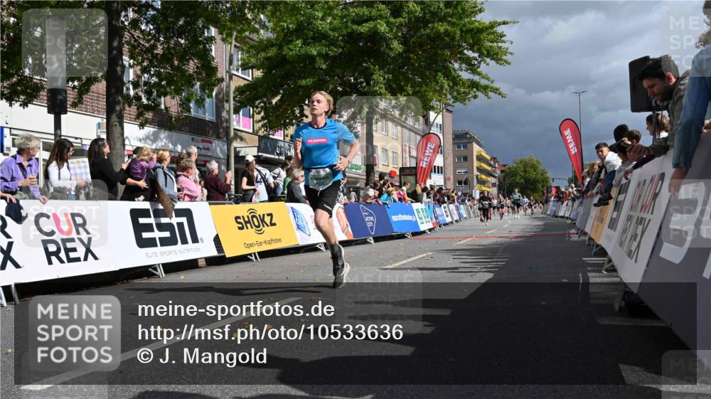 20.09.2026 - PSD Bank Halbmarathon J. Mangold http://msf.ph/oto/10533636 20.09.2026 12:21:28 Ziel 1097, 1714, 4205 meine-sportfotos.de