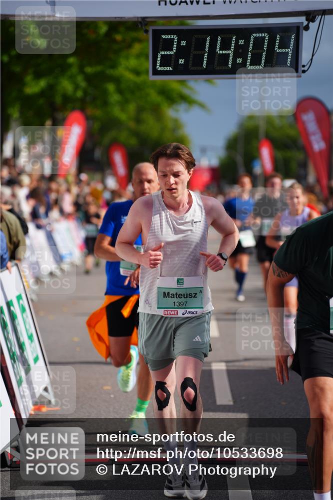 20.09.2026 - PSD Bank Halbmarathon LAZAROV Photography http://msf.ph/oto/10533698 20.09.2026 12:14:03 Ziel 1049, 1109, 1339, 1397, 1463, 1524, 3509, 4207 meine-sportfotos.de