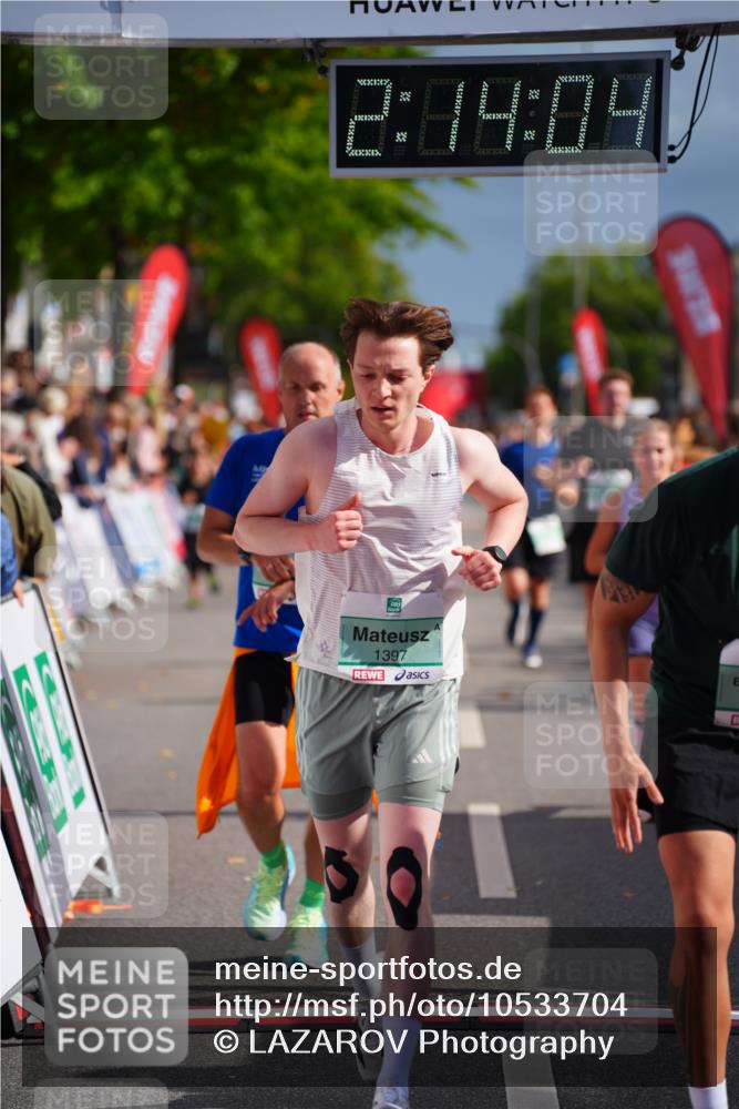 20.09.2026 - PSD Bank Halbmarathon LAZAROV Photography http://msf.ph/oto/10533704 20.09.2026 12:14:04 Ziel 1049, 1109, 1339, 1397, 1524, 1935, 3509, 4207 meine-sportfotos.de