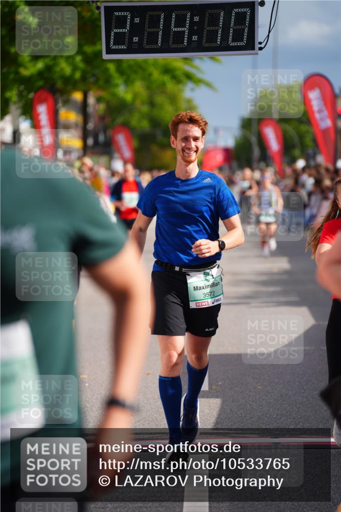 20.09.2026 - PSD Bank Halbmarathon LAZAROV Photography http://msf.ph/oto/10533765 20.09.2026 12:14:09 Ziel 1049, 1109, 1373, 1397, 1935, 2341, 3471, 3509, 3572, 4207 meine-sportfotos.de