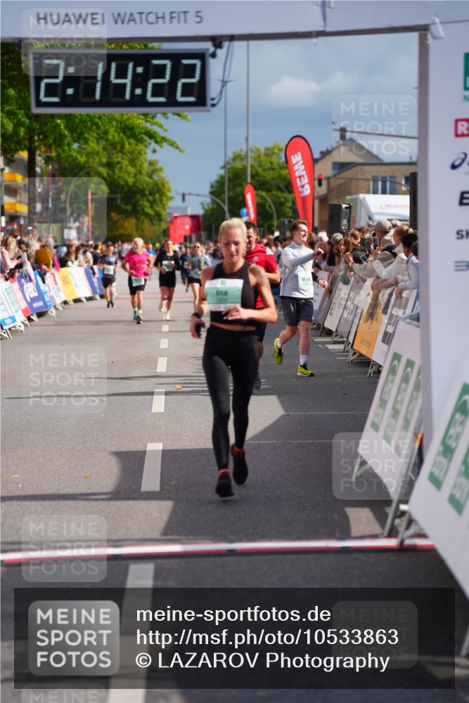 20.09.2026 - PSD Bank Halbmarathon LAZAROV Photography http://msf.ph/oto/10533863 20.09.2026 12:14:21 Ziel 1588, 1848, 2609, 3471, 4438 meine-sportfotos.de