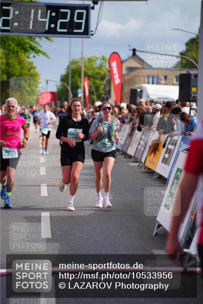 20.09.2026 - PSD Bank Halbmarathon LAZAROV Photography http://msf.ph/oto/10533956 20.09.2026 12:14:29 Ziel 1848, 2721, 2834, 3055, 3416, 3758 meine-sportfotos.de