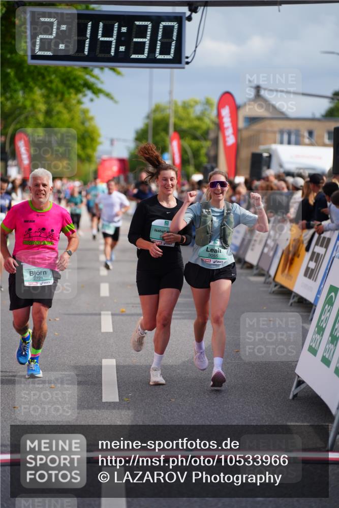20.09.2026 - PSD Bank Halbmarathon LAZAROV Photography http://msf.ph/oto/10533966 20.09.2026 12:14:30 Ziel 1848, 2721, 2834, 3055, 3416, 3758 meine-sportfotos.de