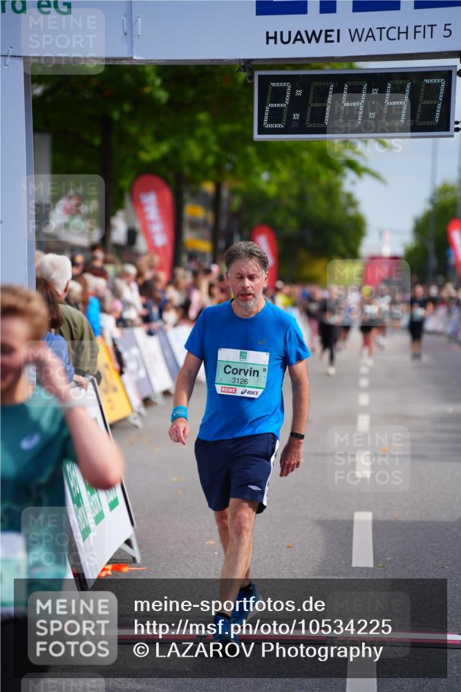 20.09.2026 - PSD Bank Halbmarathon LAZAROV Photography http://msf.ph/oto/10534225 20.09.2026 12:14:47 Ziel 1501, 1703, 2259, 2415, 3126, 3498 meine-sportfotos.de