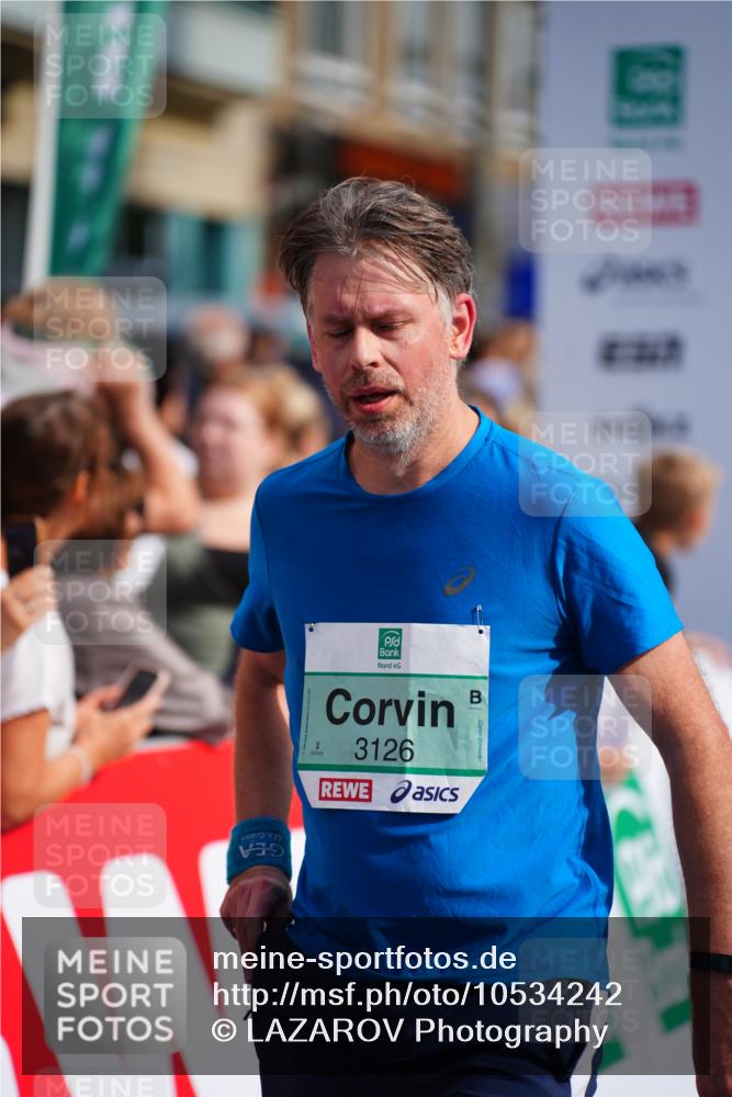 20.09.2026 - PSD Bank Halbmarathon LAZAROV Photography http://msf.ph/oto/10534242 20.09.2026 12:14:52 Ziel 1703, 2259, 3126, 3499 meine-sportfotos.de
