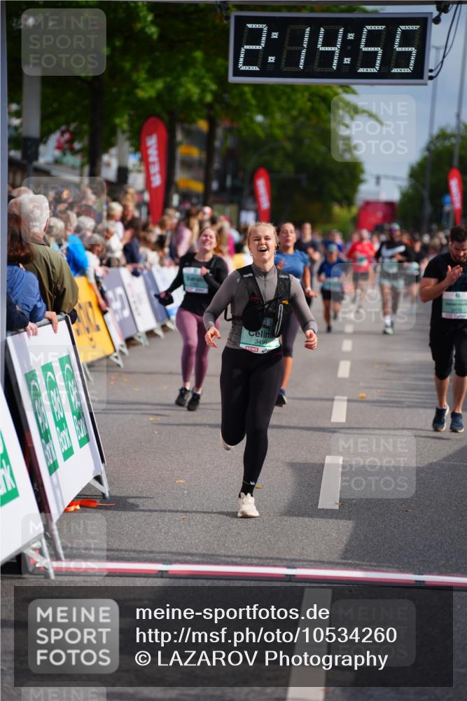 20.09.2026 - PSD Bank Halbmarathon LAZAROV Photography http://msf.ph/oto/10534260 20.09.2026 12:14:55 Ziel 1776, 2700, 3470, 3499 meine-sportfotos.de