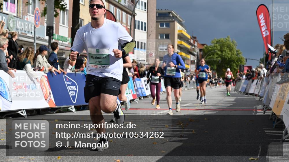 20.09.2026 - PSD Bank Halbmarathon J. Mangold http://msf.ph/oto/10534262 20.09.2026 12:22:35 Ziel 1391, 1939, 2319, 2392, 2710, 3245, 3358, 3541, 4032 meine-sportfotos.de