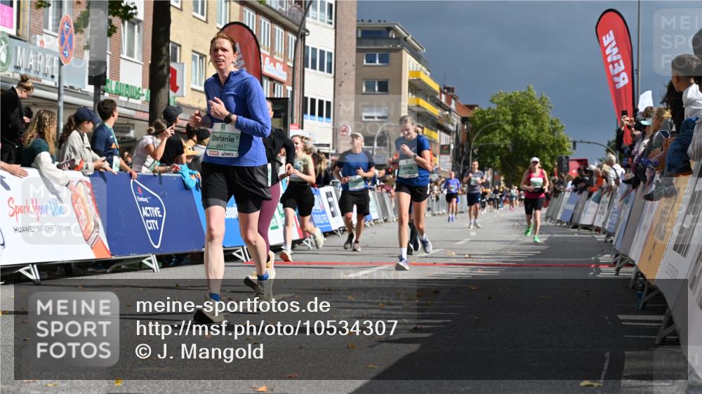 20.09.2026 - PSD Bank Halbmarathon J. Mangold http://msf.ph/oto/10534307 20.09.2026 12:22:37 Ziel 1391, 1939, 2319, 2392, 2710, 3245, 3358, 3541, 4032 meine-sportfotos.de