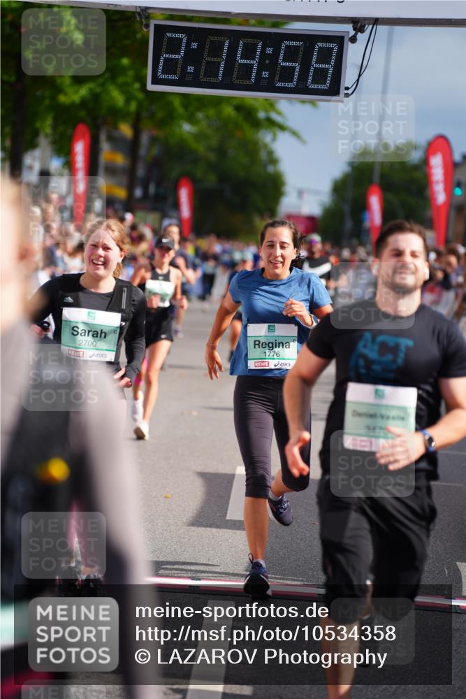 20.09.2026 - PSD Bank Halbmarathon LAZAROV Photography http://msf.ph/oto/10534358 20.09.2026 12:14:57 Ziel 1626, 1776, 2700, 3282, 3470, 3499 meine-sportfotos.de