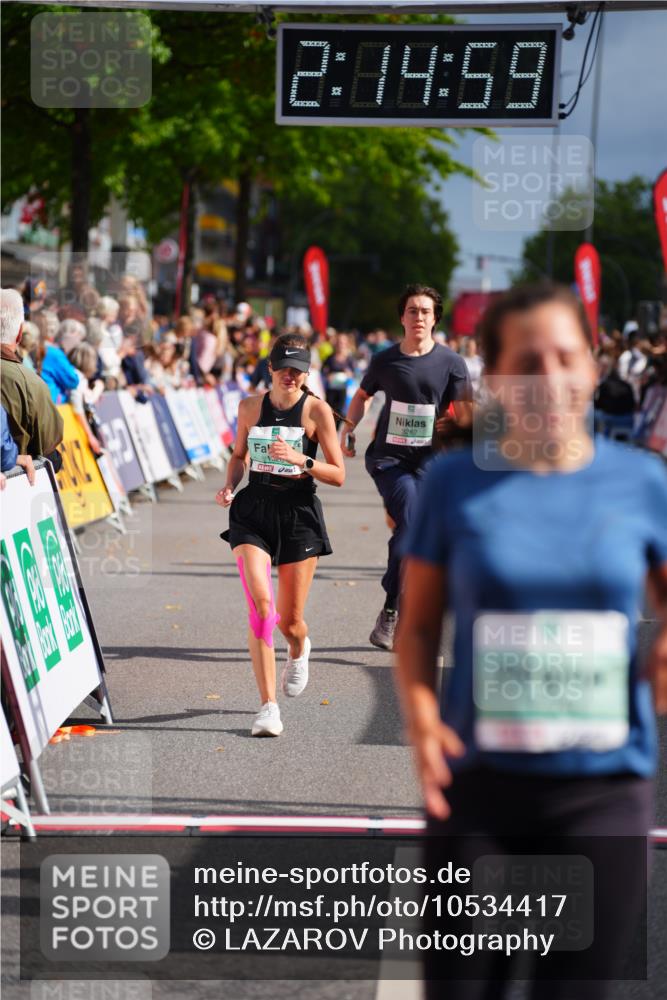 20.09.2026 - PSD Bank Halbmarathon LAZAROV Photography http://msf.ph/oto/10534417 20.09.2026 12:14:59 Ziel 1626, 1776, 1910, 2700, 3282, 3456, 3470, 3499 meine-sportfotos.de