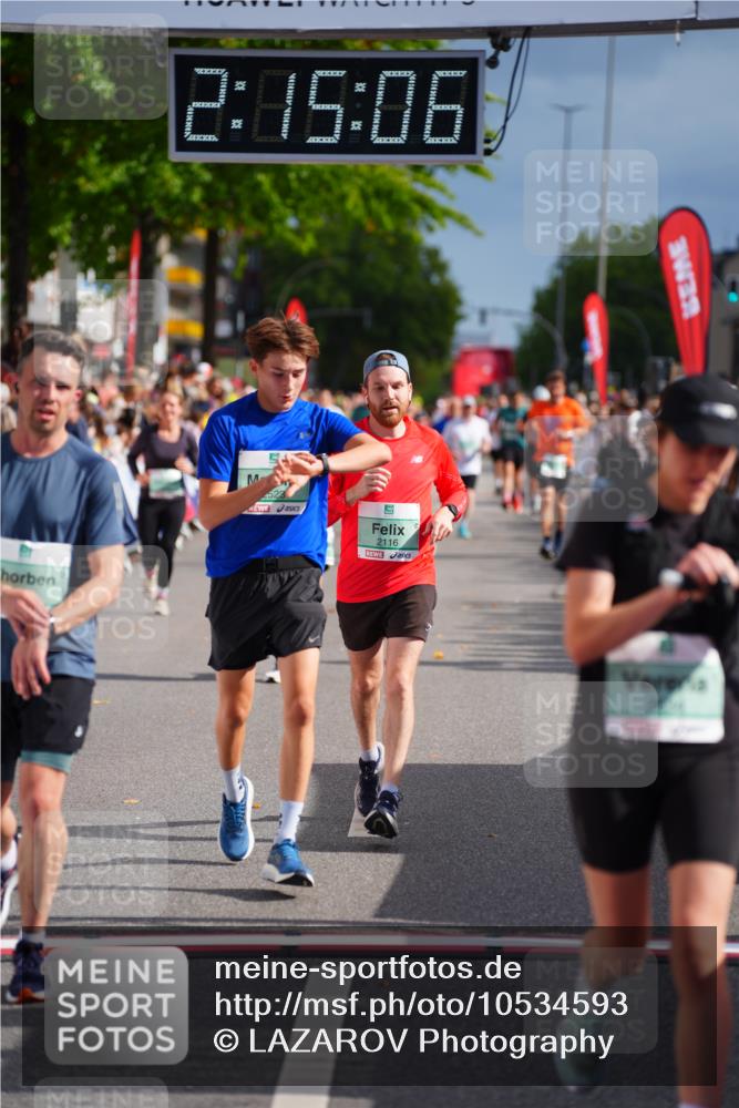 20.09.2026 - PSD Bank Halbmarathon LAZAROV Photography http://msf.ph/oto/10534593 20.09.2026 12:15:06 Ziel 1626, 1910, 2116, 2523, 2634, 3282, 3403, 3456, 4079 meine-sportfotos.de