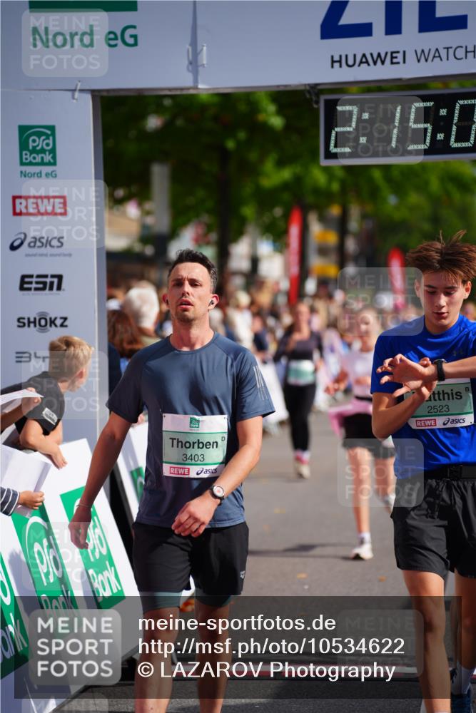 20.09.2026 - PSD Bank Halbmarathon LAZAROV Photography http://msf.ph/oto/10534622 20.09.2026 12:15:07 Ziel 1626, 1910, 2116, 2523, 2634, 2655, 3282, 3403, 3456, 4079 meine-sportfotos.de